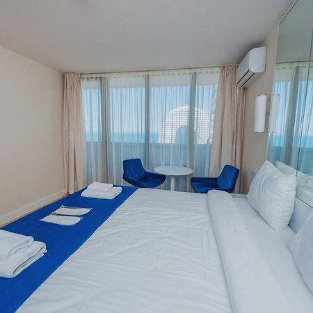 Aparthotel ~ Orbi City ~ Batumi Exteriör bild