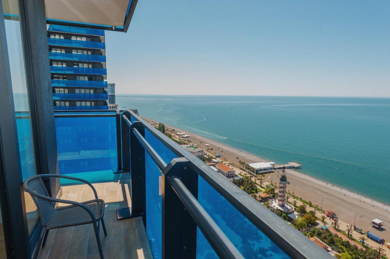 Aparthotel ~ Orbi City ~ Batumi Exteriör bild