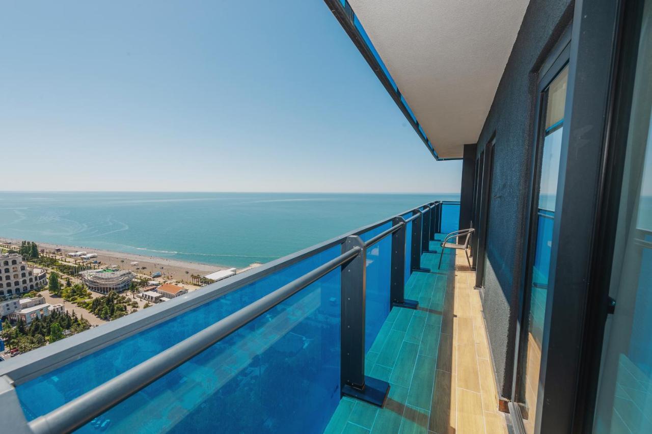 Aparthotel ~ Orbi City ~ Batumi Exteriör bild